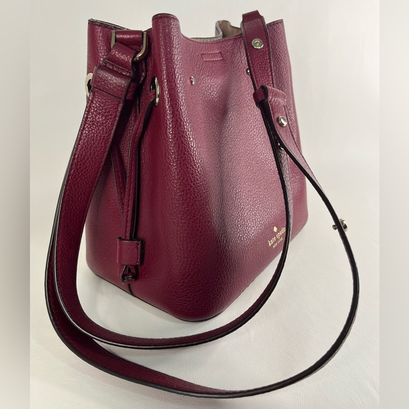 kate spade Handbags - Kate Spade ♠️ Tote